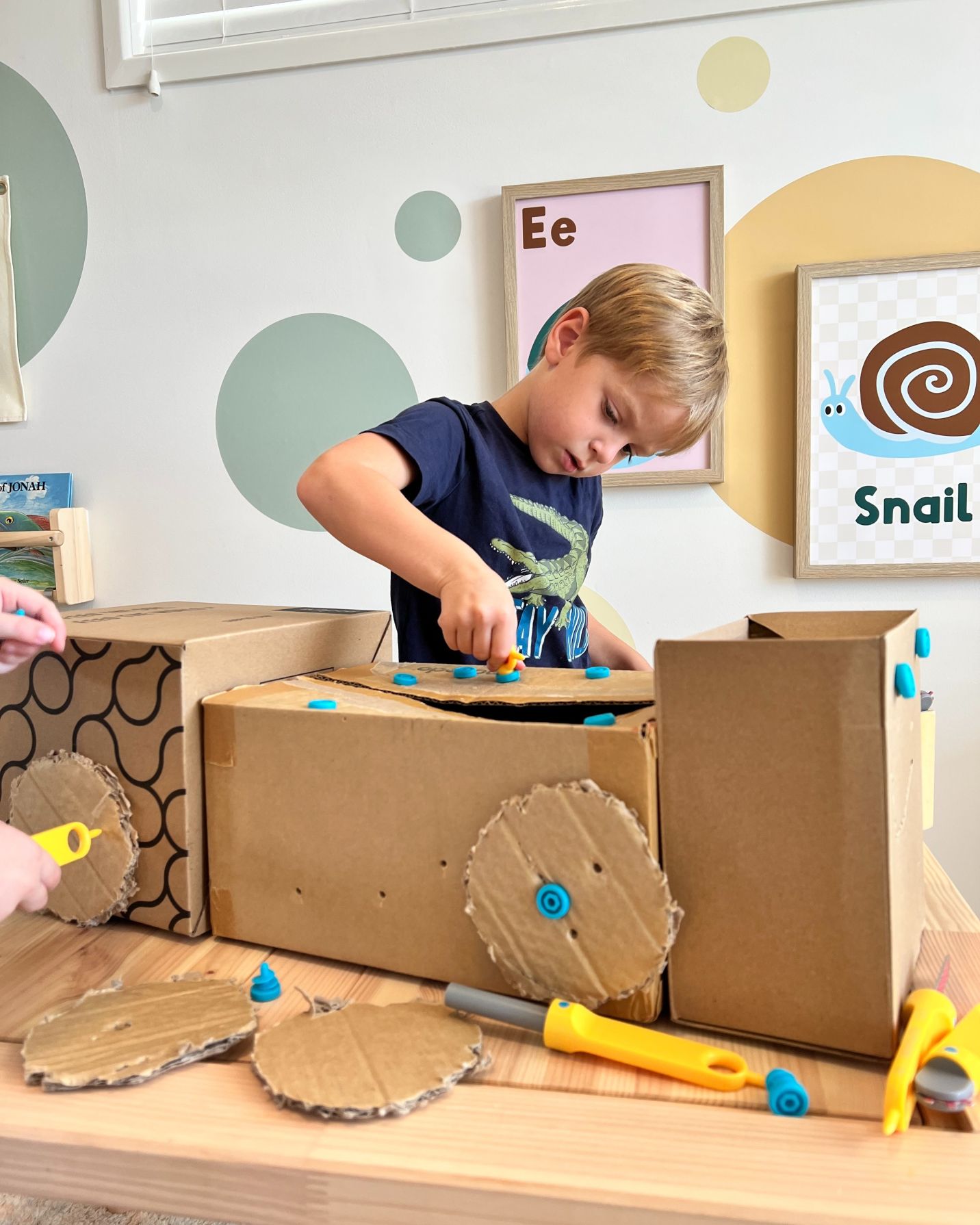 Makedo Family Discover Bundle –  Μικρό εργαστήριο για 4 Άτομα