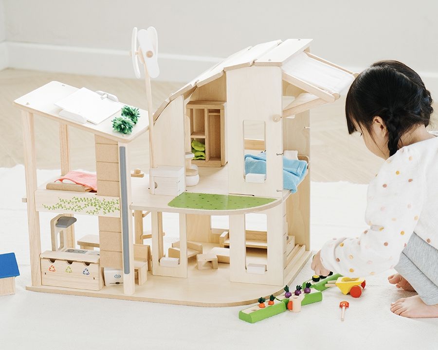PlanToys Οικολογικό Κουκλόσπιτο - Ξύλινο & Επιπλωμένο