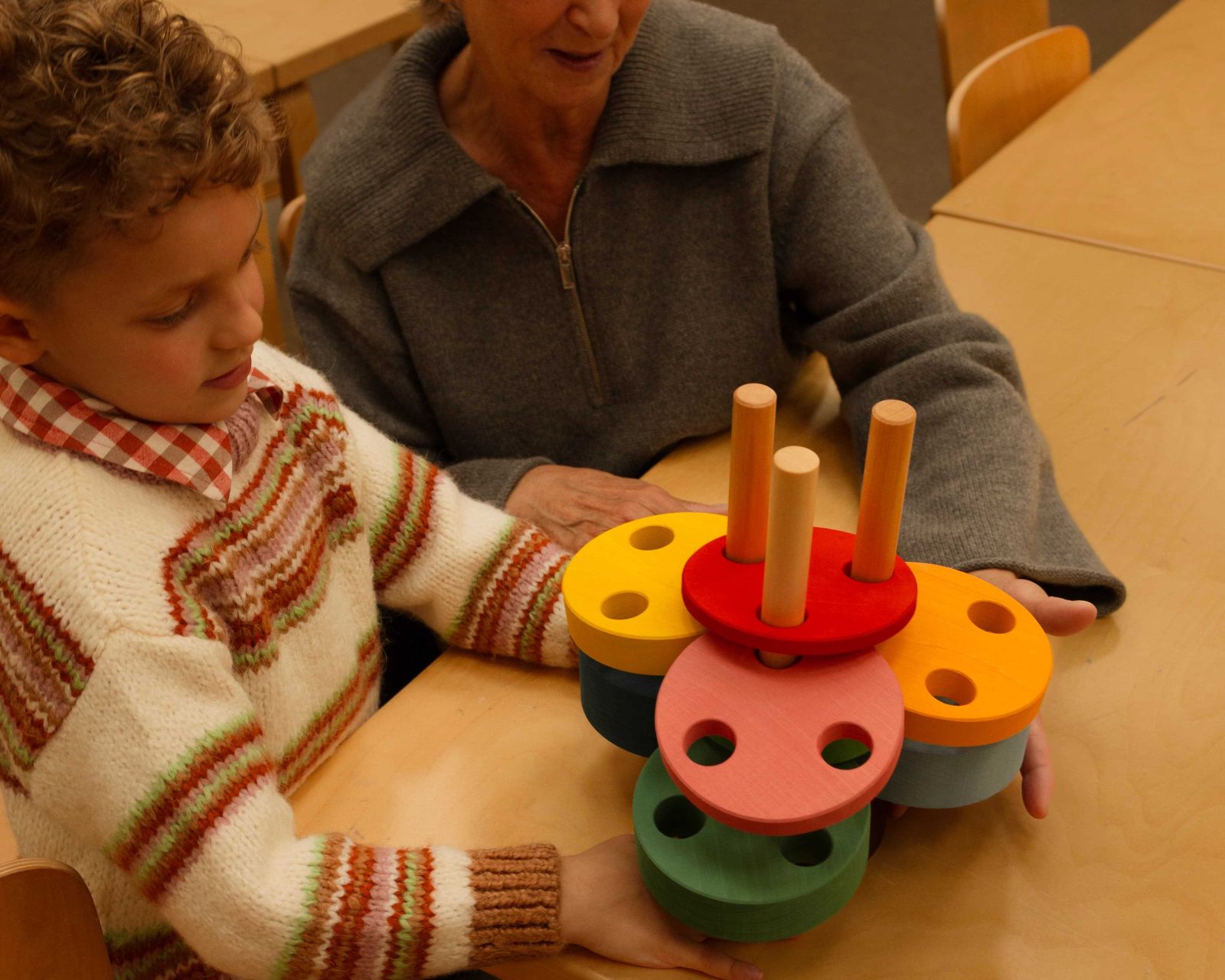 Toyto Round Stacking Tower - Ξυλινος Πυργος Στοιβαξης