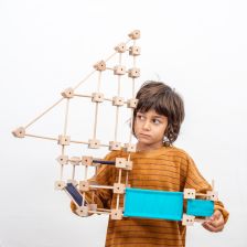Mini Trigonos – Ξύλινο Παιχνίδι Κατασκευών (Μέγεθος Μ)
