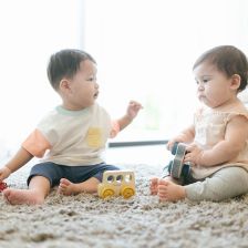 PlanToys Ηλεκτροκίνητο - Ξύλινο Αυτοκινητάκι για Παιχνίδι Φαντασίας
