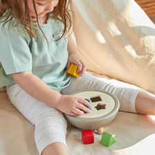 PlanToys Μπολ με Γεωμετρικά Σχήματα - Ξύλινο Παιχνίδι Ταξινόμησης & Αντιστοίχισης
