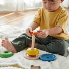 PlanToys Πυραμίδα Κρίκων Αρκουδάκι - Ξύλινο Παιχνίδι Στοίβαξης